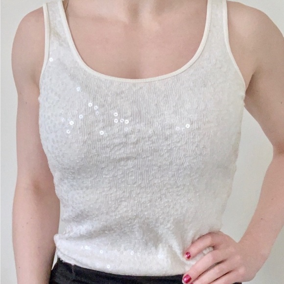 Express Off-White Ribbed Sequin Tank Top - Picture 2 of 9